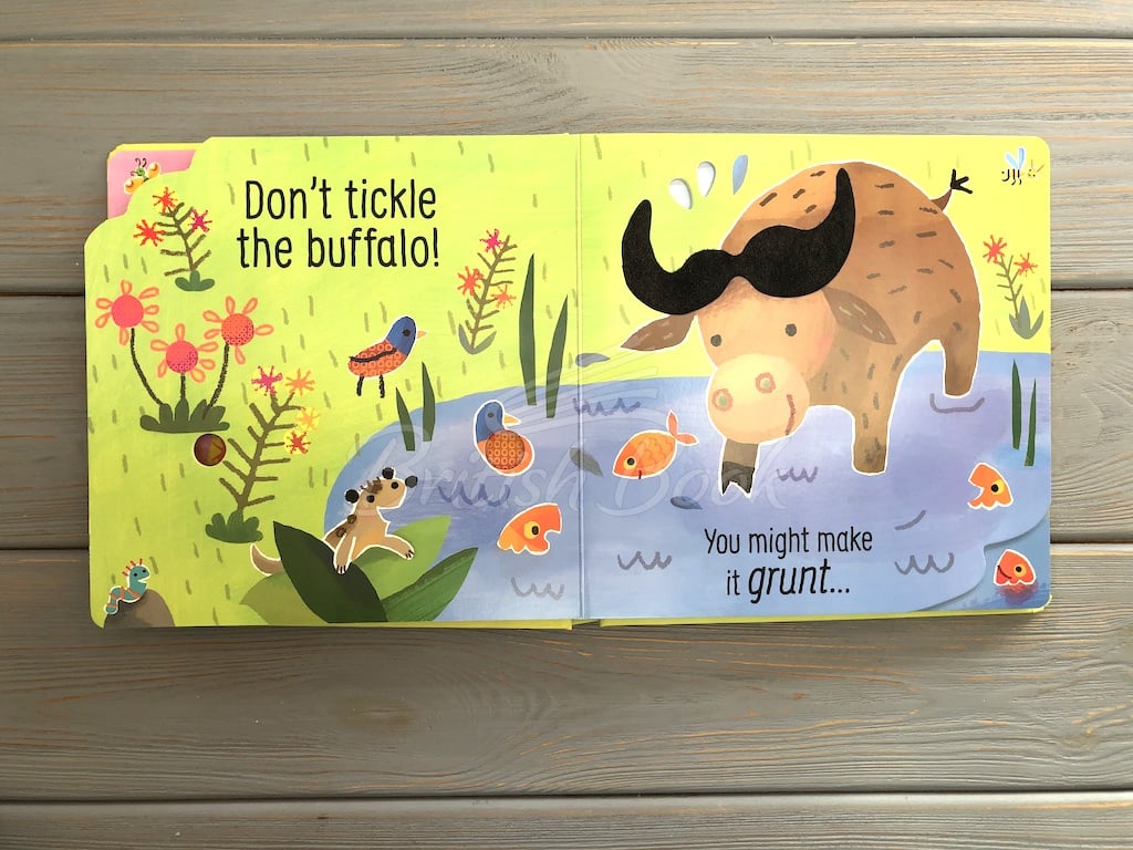 Книга Don't Tickle The Lion! зображення 4